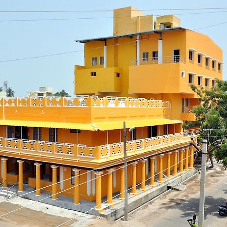 Hotel Anandhiram Heritage Karaikal Exteriér fotografie