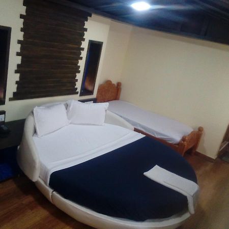 Hotel Anandhiram Heritage Karaikal Exteriér fotografie