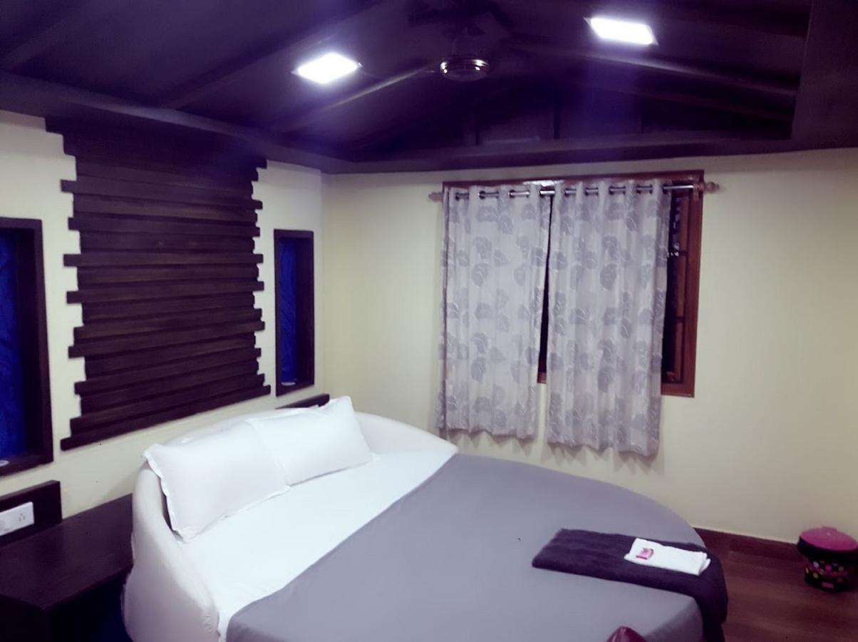 Hotel Anandhiram Heritage Karaikal Exteriér fotografie