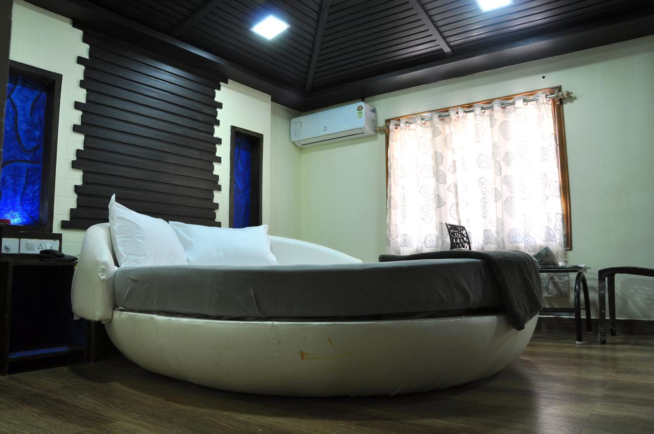 Hotel Anandhiram Heritage Karaikal Exteriér fotografie